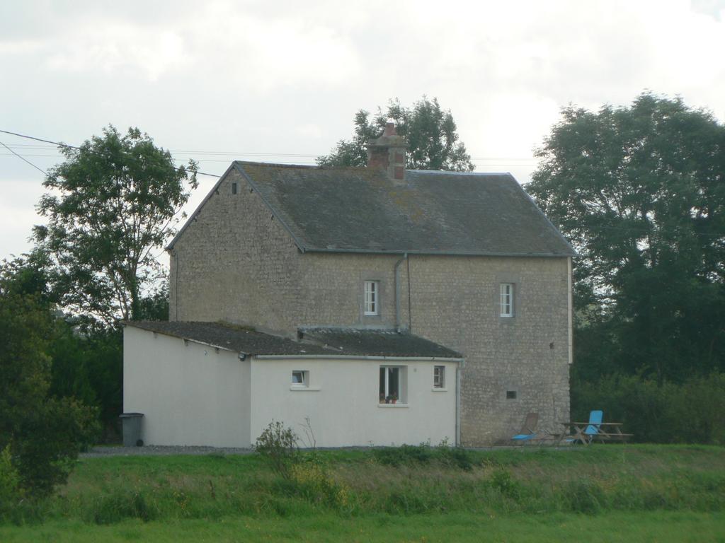 Gite De L'Aure Trevieres Kültér fotó